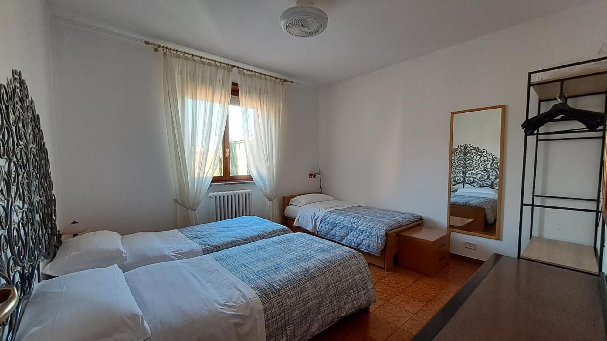 Colleoni'S Lodge Casa Vacanze Con 2 Appartamenti فيرديلّينو الغرفة الصورة
